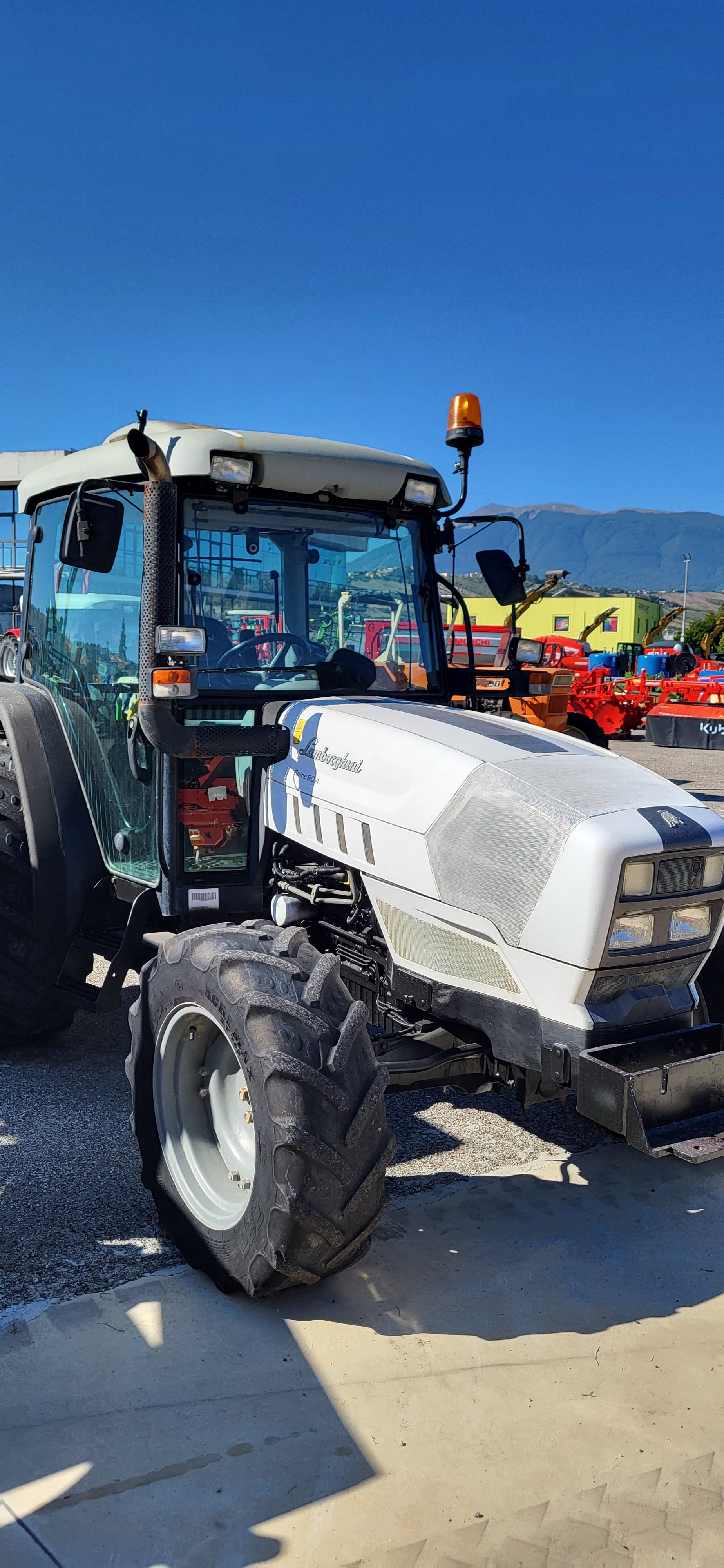 LAMBORGHINI SPIRE 90.4