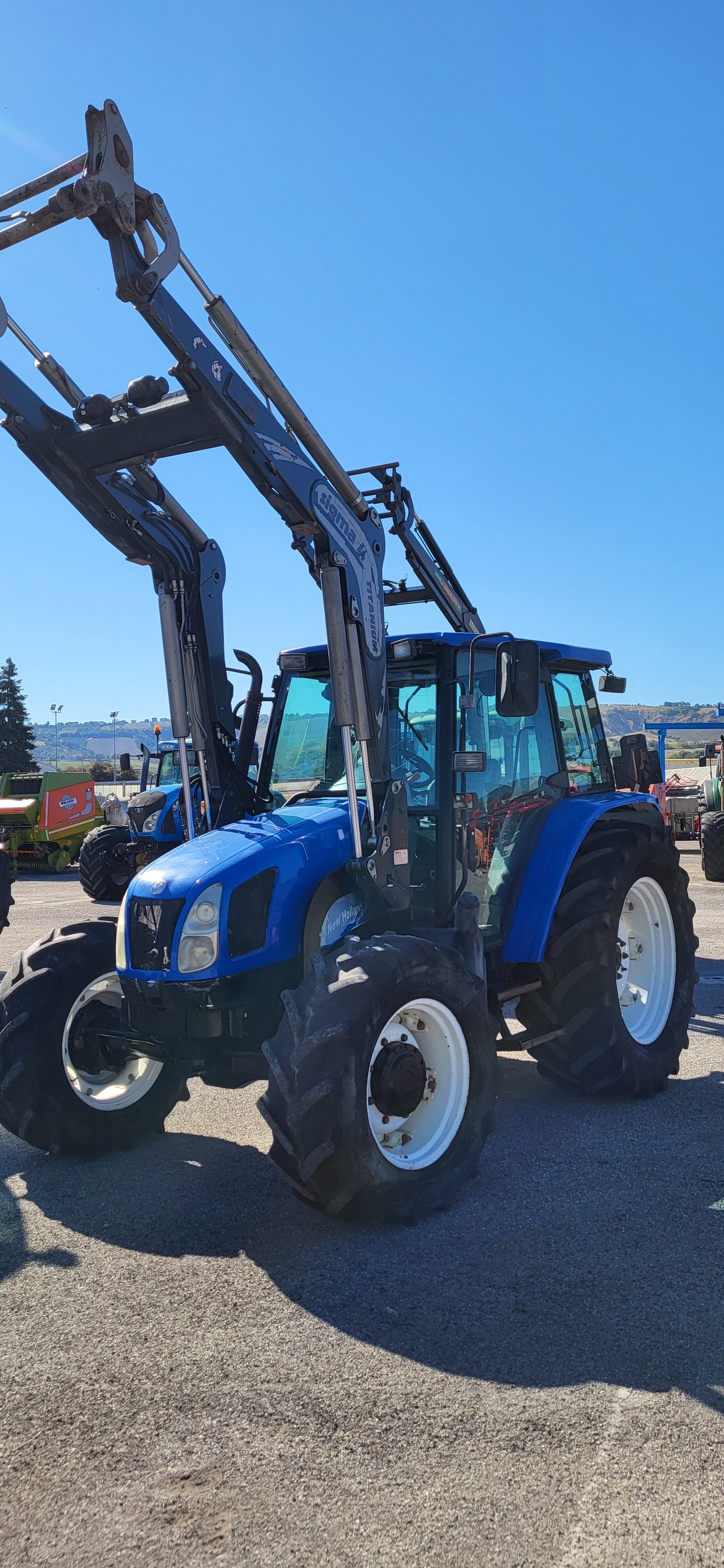 NEW HOLLAND TL 100 A