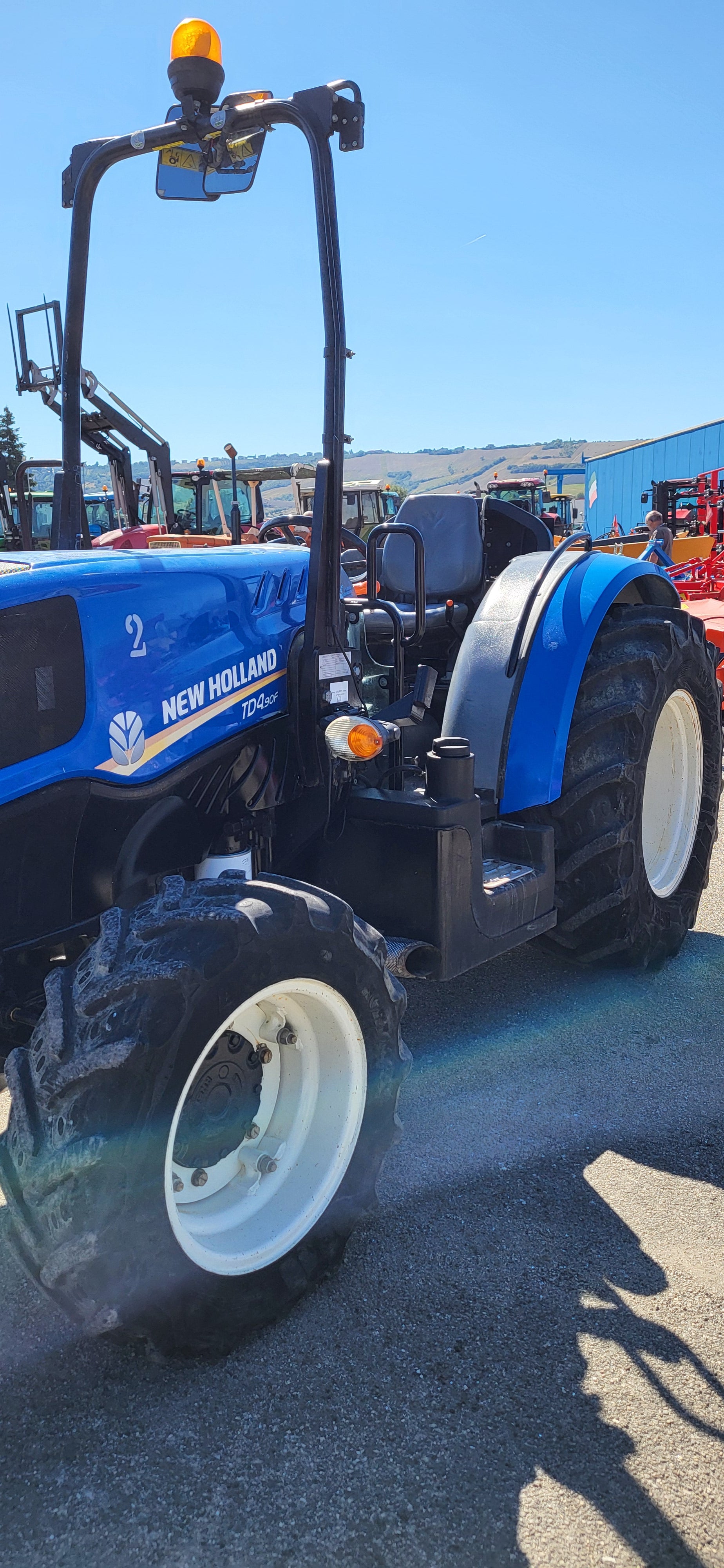 NEW HOLLAND TD4.90 F