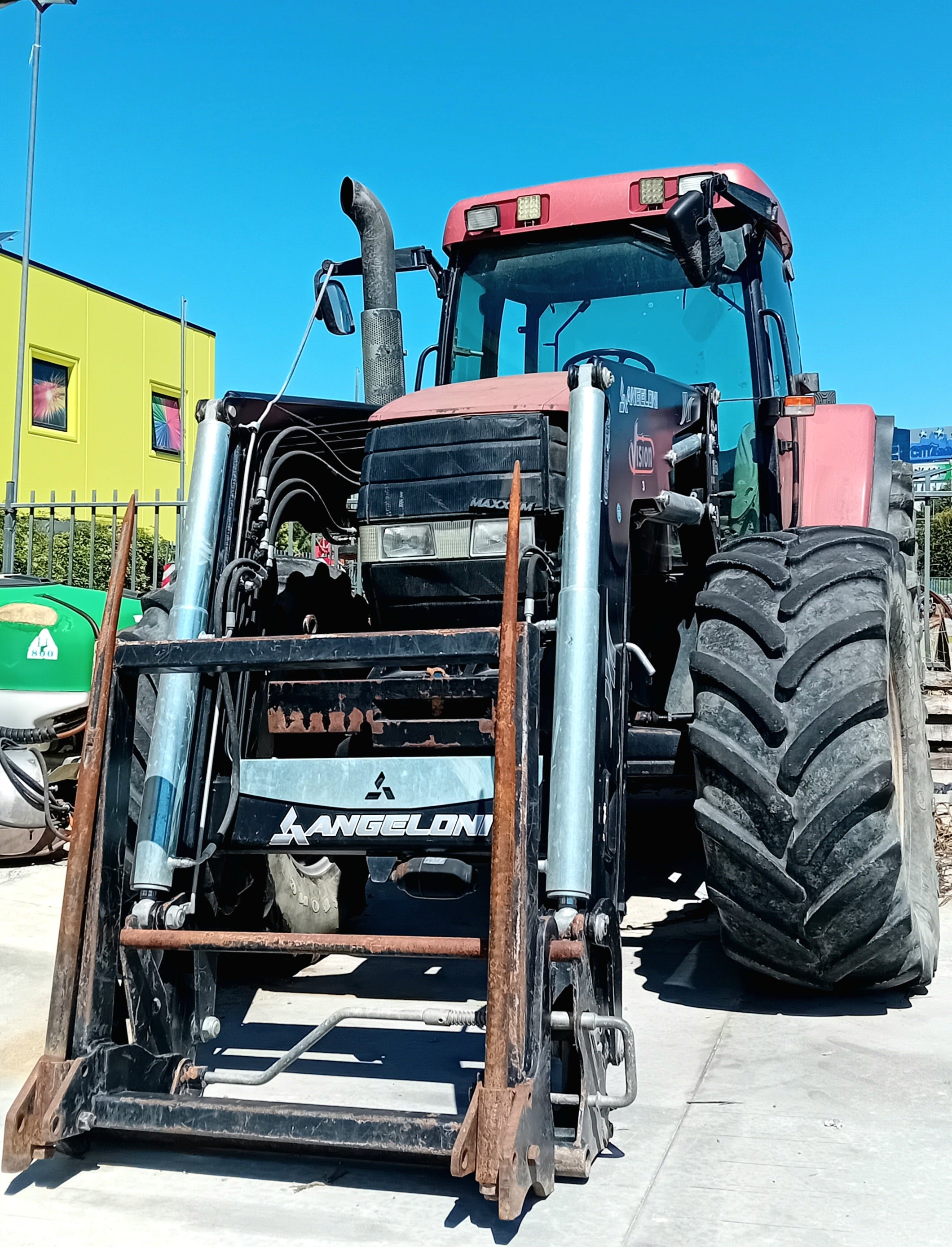 CASE MX 135