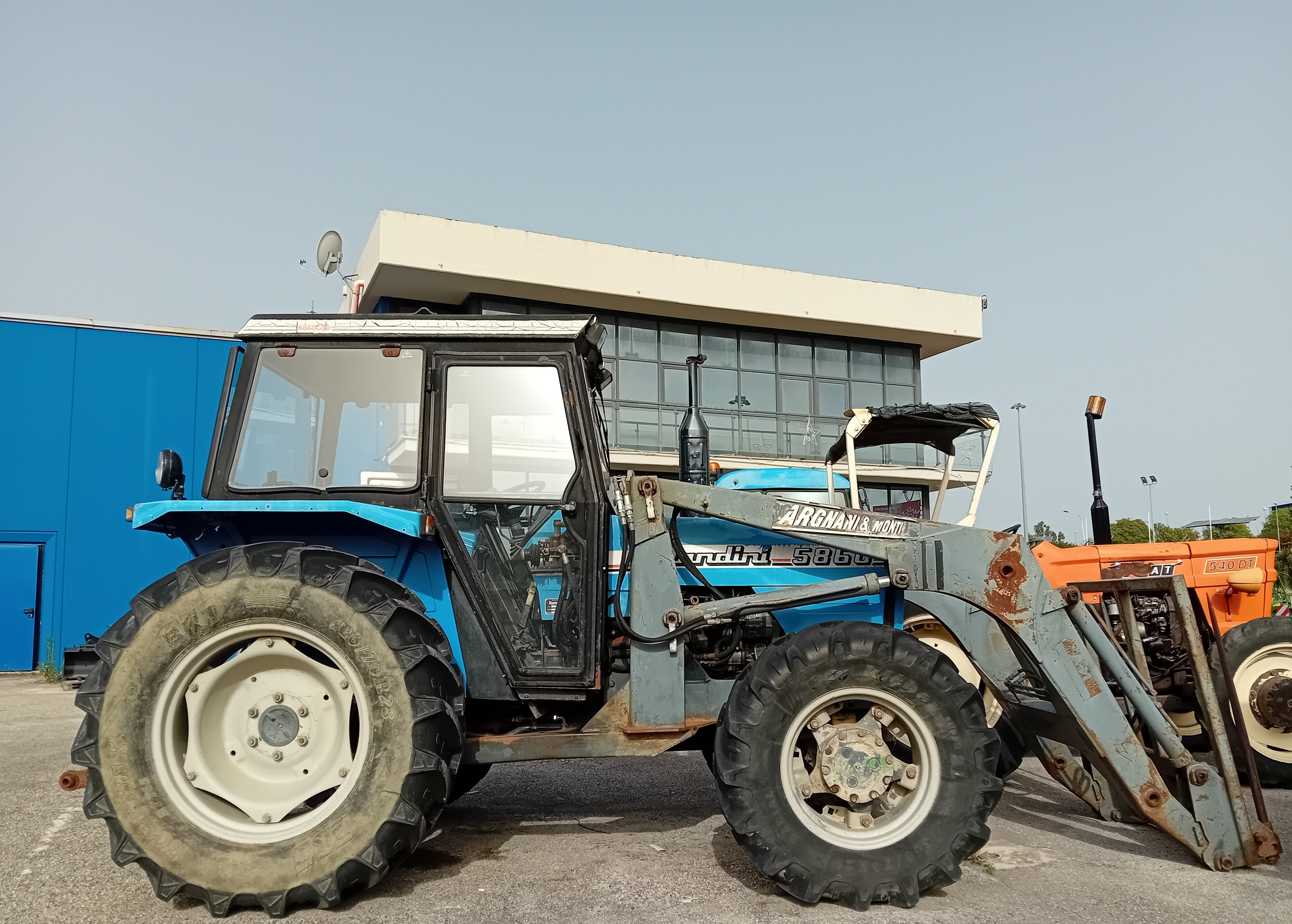 LANDINI 5860