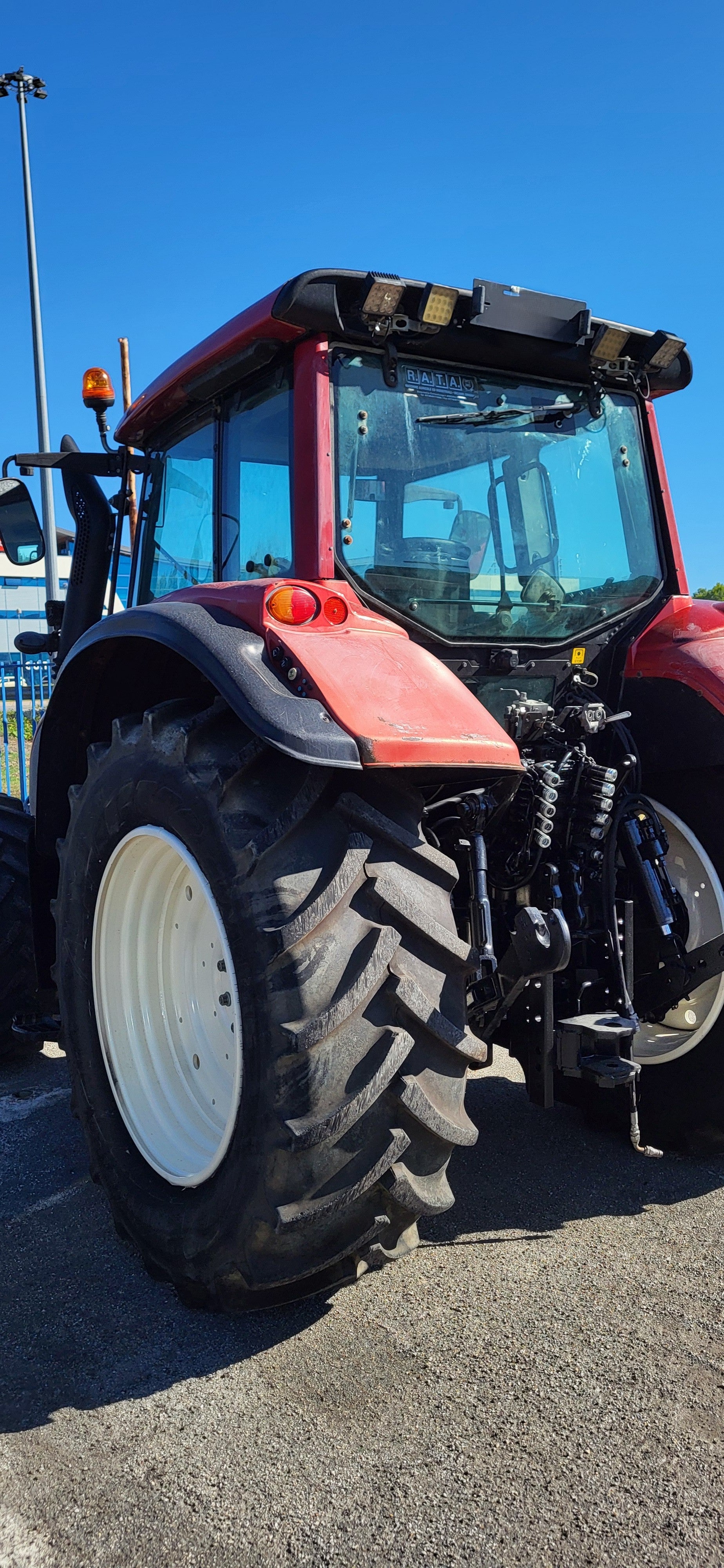 VALTRA T132