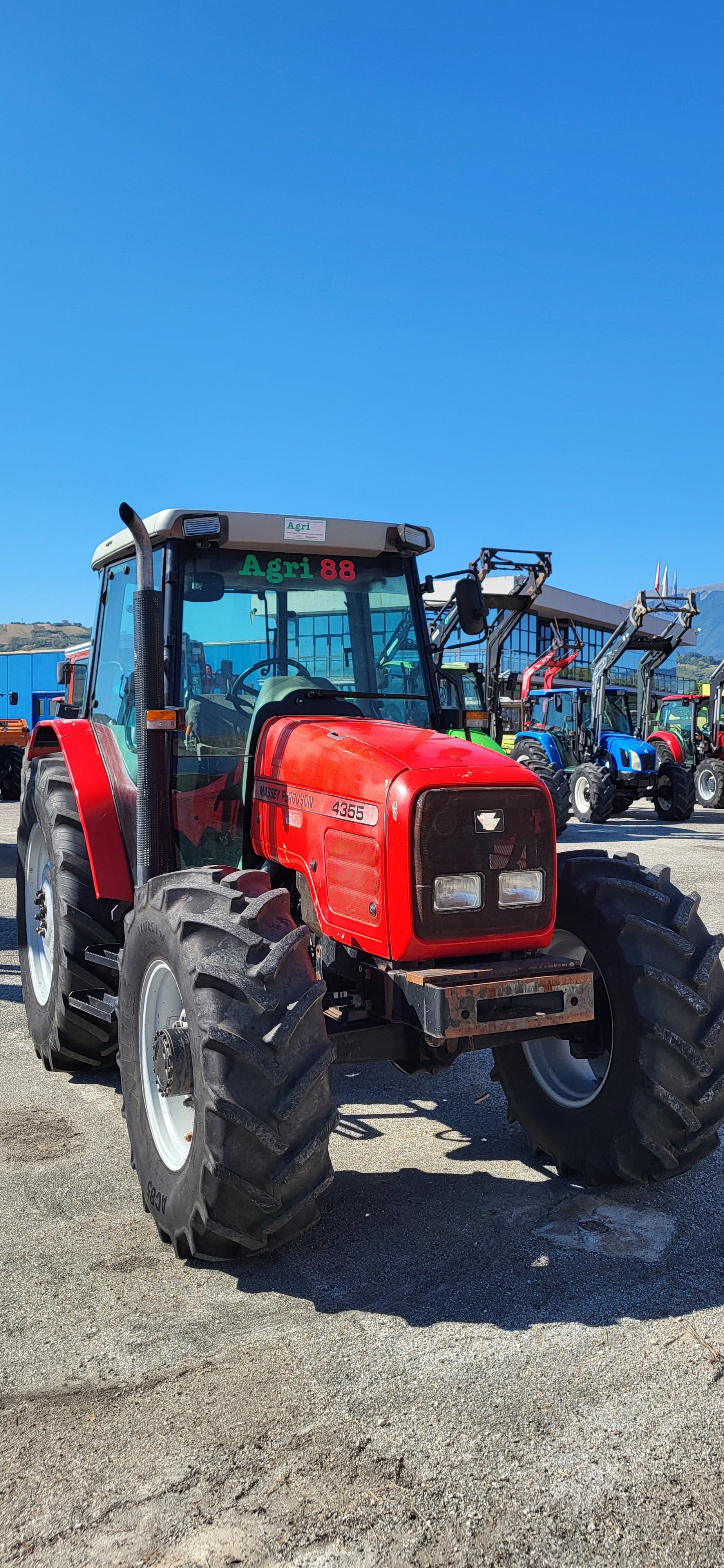 MASSEY FERGUSON 4355