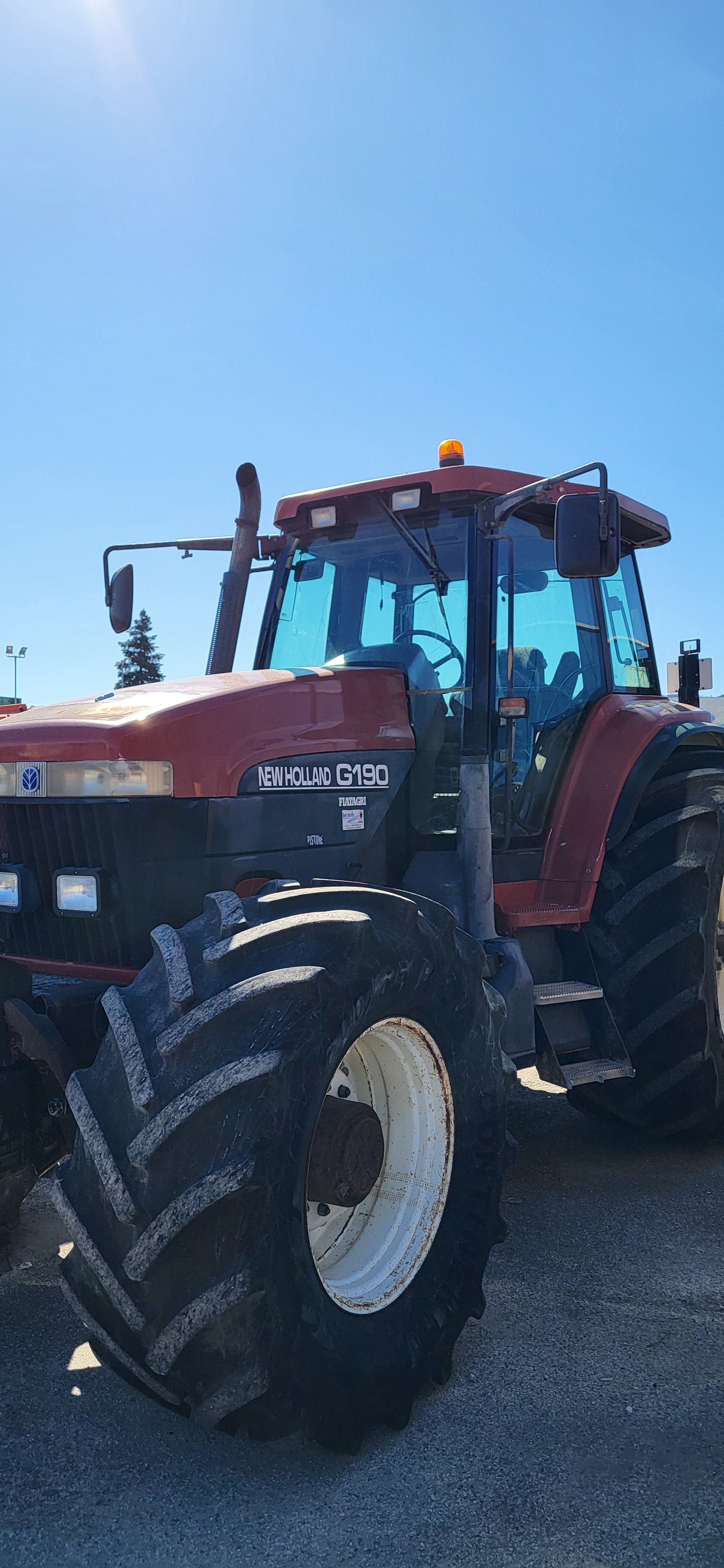 NEW HOLLAND G190