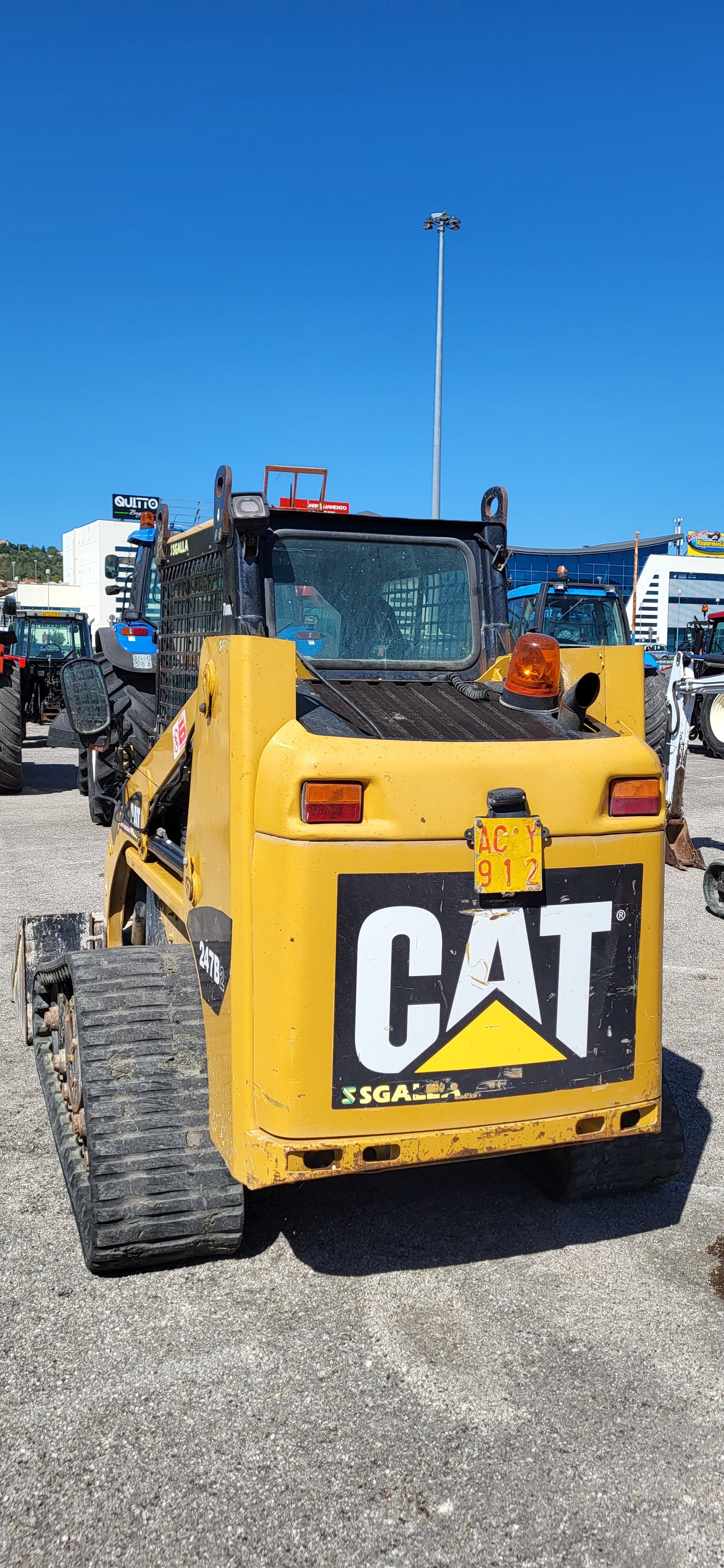 CATERPILLAR 247 B2