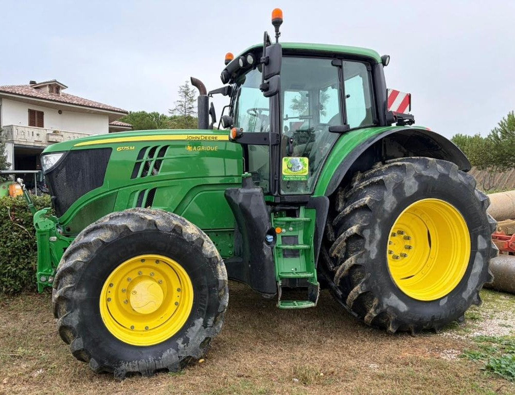JOHN DEERE 6175 M